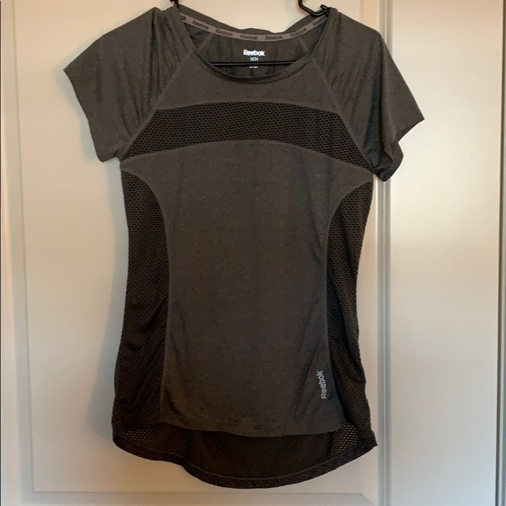 Reebok workout top